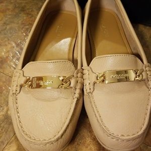 Used coach shoes size 5